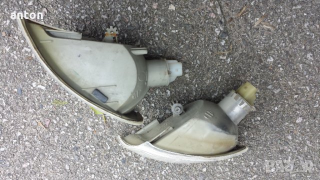 2 броя мигачи , снимка 2 - Аксесоари и консумативи - 28577480