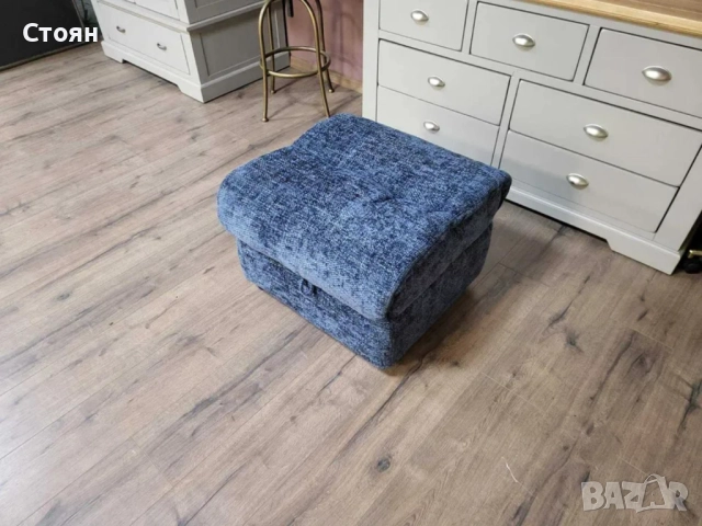 Синя табуретка от плат с функция ракла, снимка 3 - Дивани и мека мебел - 52011027