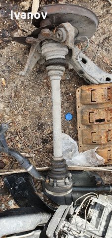 Заден ляв шенкел главина с полуоска с карета за бмв е46 1229495, снимка 2 - Части - 32519920