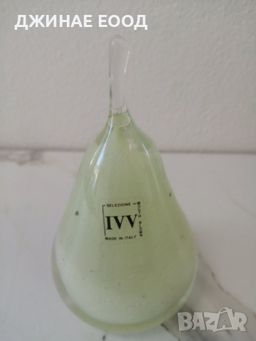 Декоративна стъклена круша марка IVV - зелена, снимка 1 - Статуетки - 44877030