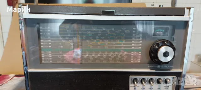 Японско радио, снимка 2 - Радиокасетофони, транзистори - 49713139