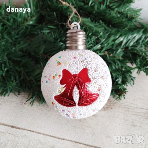 6202 Светеща коледна топка за елха с декорация панделка и снежинка, 8 см, снимка 5 - Декорация за дома - 52690571