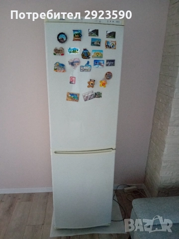 Хладилник SILTAL с долен фризер