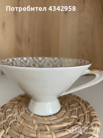 Oscar Shaller.1950 г. Порцеланова чаша., снимка 2 - Антикварни и старинни предмети - 50614606