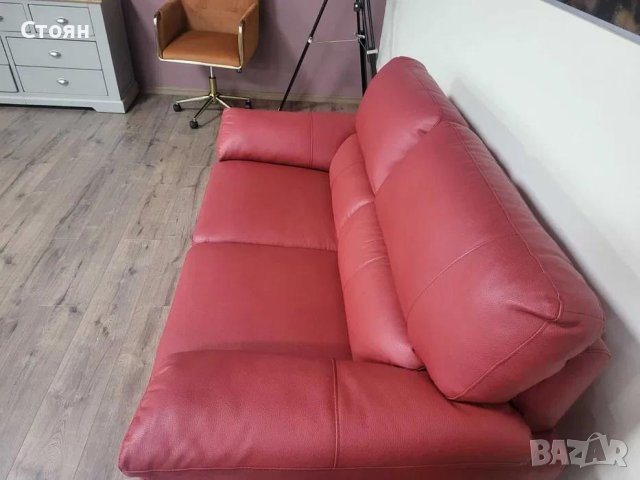 Червен кожен диван двойка, снимка 8 - Дивани и мека мебел - 43286254