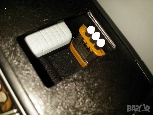 Lincolwn Town Car Limuosine . 1.18.Здравейте продава се модела от  снимките 1.18 Мащаб., снимка 8 - Колекции - 34604103