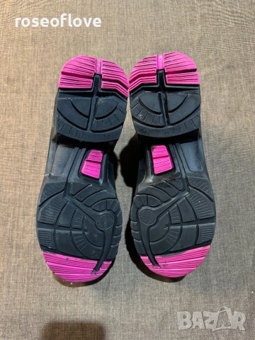 Дамски работни олекотени немски обувки UVEX - номер 39, снимка 8 - Други - 53236369