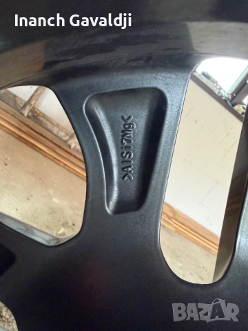 Комплект оригинални джанти и гуми за Land Rover Defender 110, снимка 7 - Гуми и джанти - 53395773