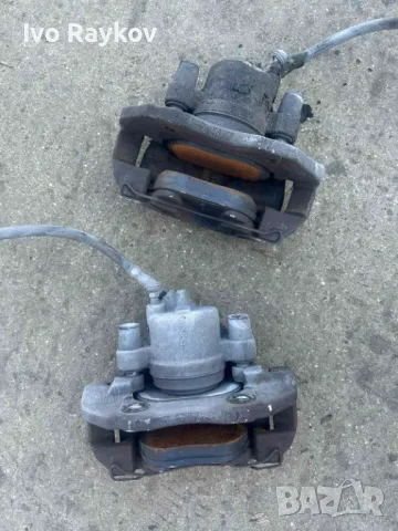 Спирачни апарати  за  Volvo V50, снимка 2 - Части - 48935722