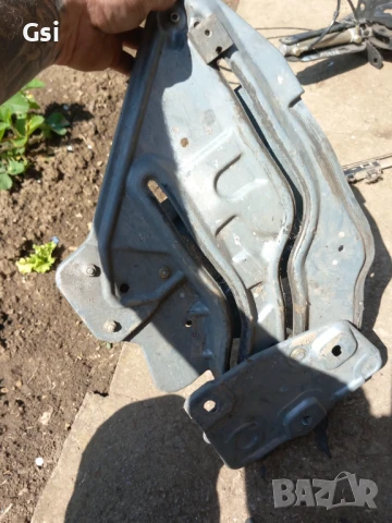 Заден стъкло повдигнат пежо 206цц , снимка 2 - Части - 50509032