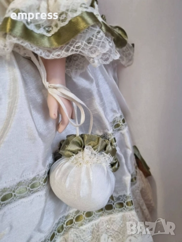 Порцеланова кукла Alberon Lady Helena , снимка 9 - Колекции - 52702348