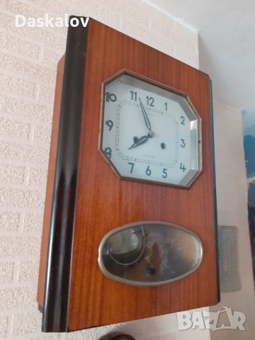 Продавам стар стенен часовник с механизъм , снимка 2 - Други стоки за дома - 26475696