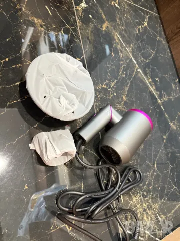 Сешоар за пътуване или дома - 2000w, снимка 2 - Фризьорски принадлежности - 49911926