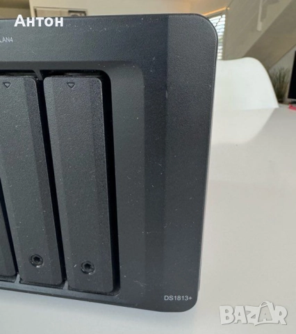 Synology DS1813+ NAS мрежов сроридж, снимка 4 - Мрежови адаптери - 52621583