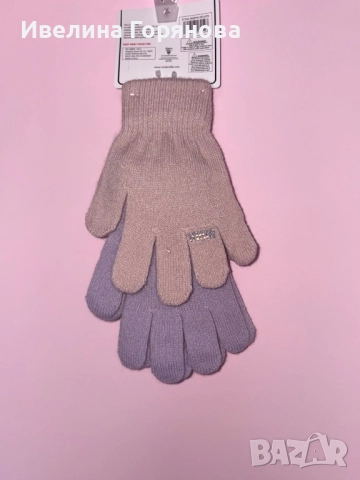 Комплект от два чифта ръкавици и две детски гривни , снимка 2 - Шапки, шалове и ръкавици - 52492280