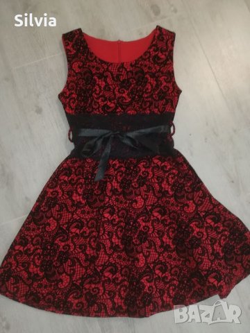 Елегантна рокля