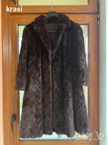 Модно Зимно Палто от Визон, Като ново, Без забележки, снимка 3 - Палта, манта - 46244992