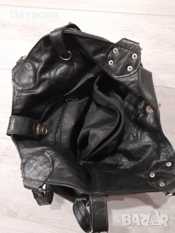 Черна чанта от естествена кожа, снимка 8 - Чанти - 43060155