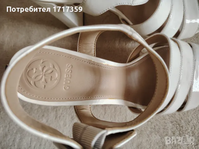 Дамски сандали "Guess", снимка 2 - Сандали - 49821321