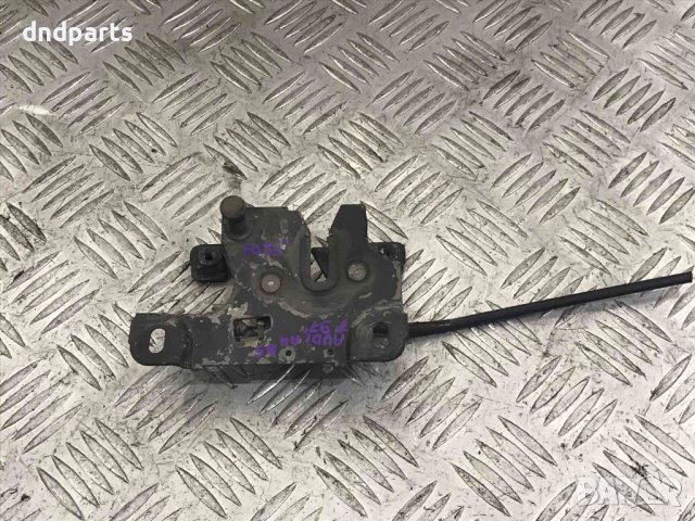 Брава преден капак Audi A4,1.9TDI,110кс.,1997г.