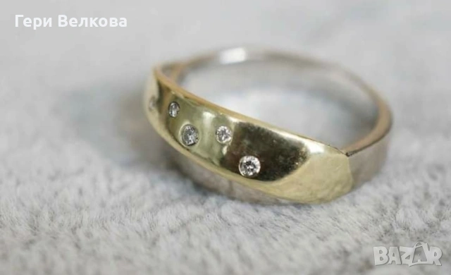 Дамски златен пръстен с диаманти, снимка 5 - Пръстени - 53514477