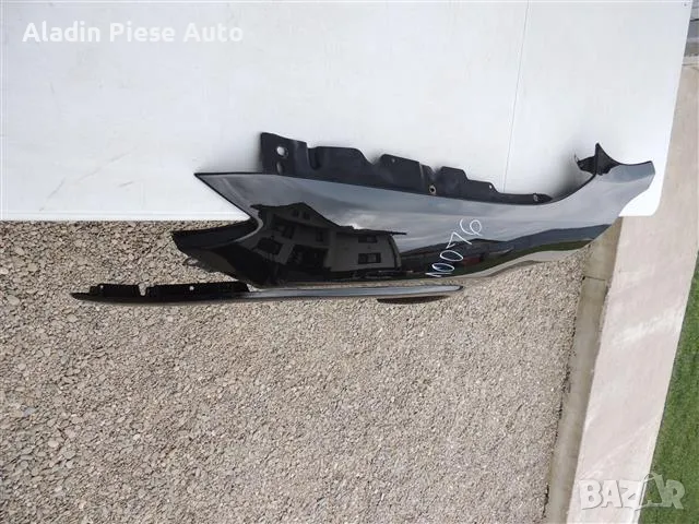 Предно ляво крило Jeep Grand Cherokee След 2012г , снимка 6 - Аксесоари и консумативи - 50346452