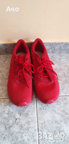 Маратонки Adidas 