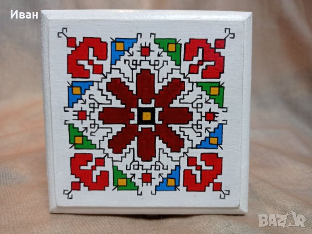 Кутийка с народна шевица