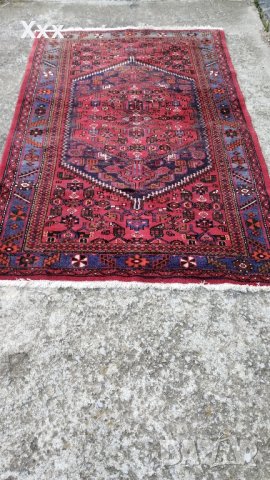 Ръчно тъкан вълнен Ирански килим.Антика за ценители., снимка 2 - Килими - 43698515