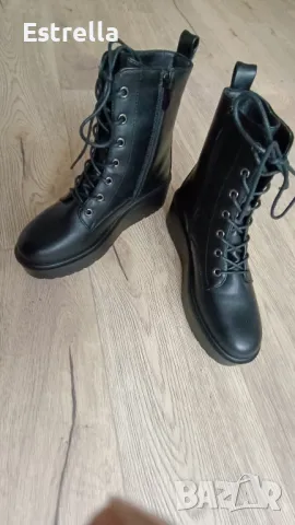 Нови зимни боти, снимка 4 - Дамски боти - 48205973