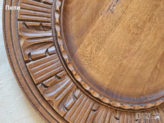 Декоративни чинии с дърворезба, снимка 2 - Антикварни и старинни предмети - 51377080