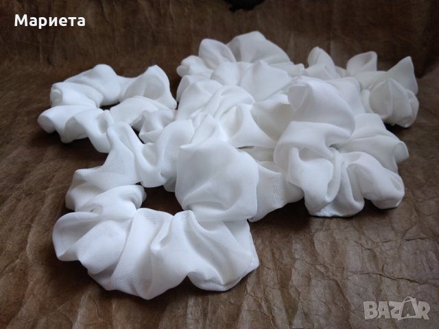 ❤️Скрънчи Бяло и Черно Скрънч Ластик за коса Ластик от плат Скрънчита Ръчна Изработка , снимка 3 - Аксесоари за коса - 29603202