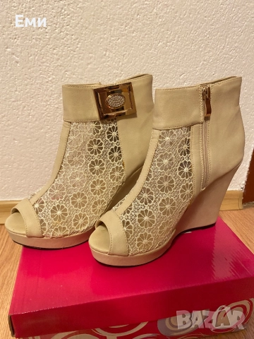 Дамски обувки на платформа, снимка 2 - Дамски елегантни обувки - 52850058