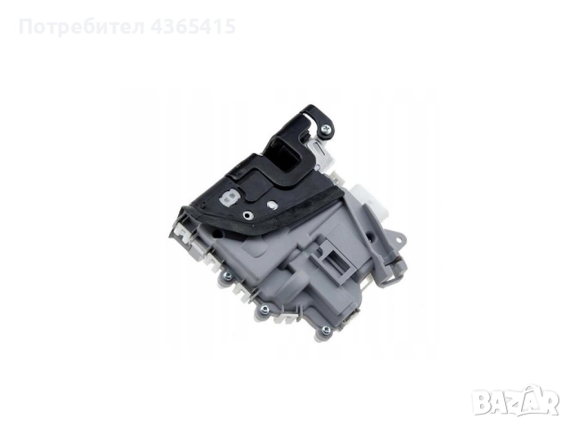 Брава за Audi A5 8Т за предна дясна врата 8J1837016C, снимка 2 - Части - 52548608