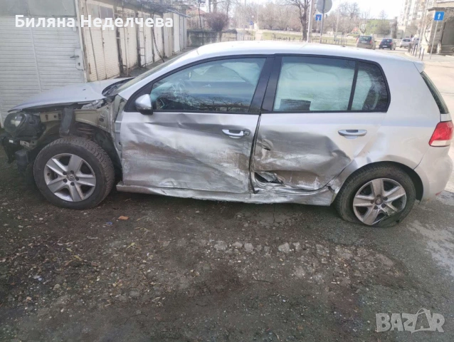 VW Golf 6 цял или на части, снимка 6 - Автомобили и джипове - 53513196