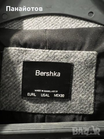 Дамско палто Bershka, снимка 2 - Палта, манта - 43620682