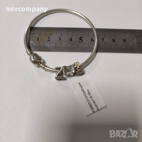 Сребърна гривна Pandora с три талисмана 15.36гр., снимка 6 - Гривни - 52297980