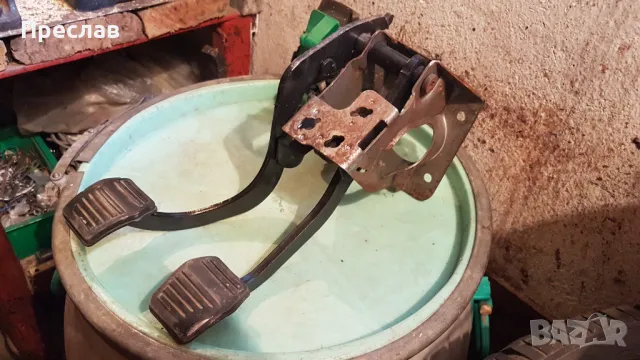 Пълен педален блок на Форд Фокус 1.6Е, хечбек, 1998-1999 година, снимка 3 - Части - 47816044