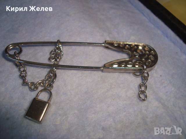 СРЕБРИСТА КРАСИВА ВИНТИДЖ СТИЛ ФИБУЛА АРТ ИГЛА с ВИСУЛКА - КАТИНАРЧЕ 9204