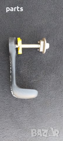 Лост Преден Капак Рено Меган Сценик N, снимка 2 - Части - 37612024