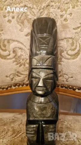 Винтидж скулптура на Инките, дялан камък– Обсидиан. 19в