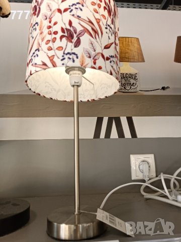 настолна лампа, снимка 2 - Настолни лампи - 43798832