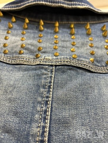 Дънково яке Stradivarius, снимка 6 - Якета - 43440721