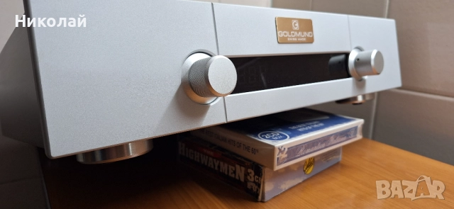 релеен предусилвател/селектор 4входа/2изхода, снимка 4 - Ресийвъри, усилватели, смесителни пултове - 52672638