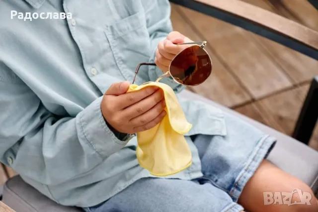 Кърпички за очила, екрани от Tupperware , снимка 2 - Слънчеви и диоптрични очила - 43970464