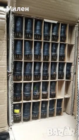 американски RCA метални радиолампи