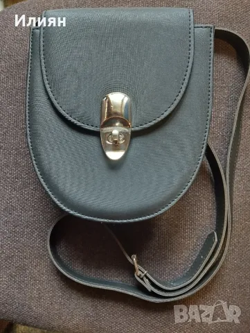 малка дамска чанта