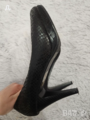 Елегантни Черни Обувки Токчета, снимка 2 - Дамски обувки на ток - 52666802