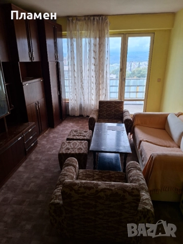 Собственик дава под наем обзаведен апартамент