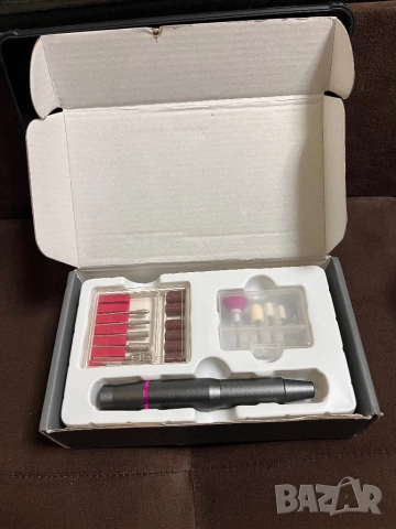 Електрическа пила за маникюр и педикюр, снимка 2 - Електрически пили за пети - 52618427